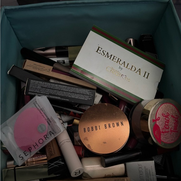 Makeup Collection - Picture 4 of 4